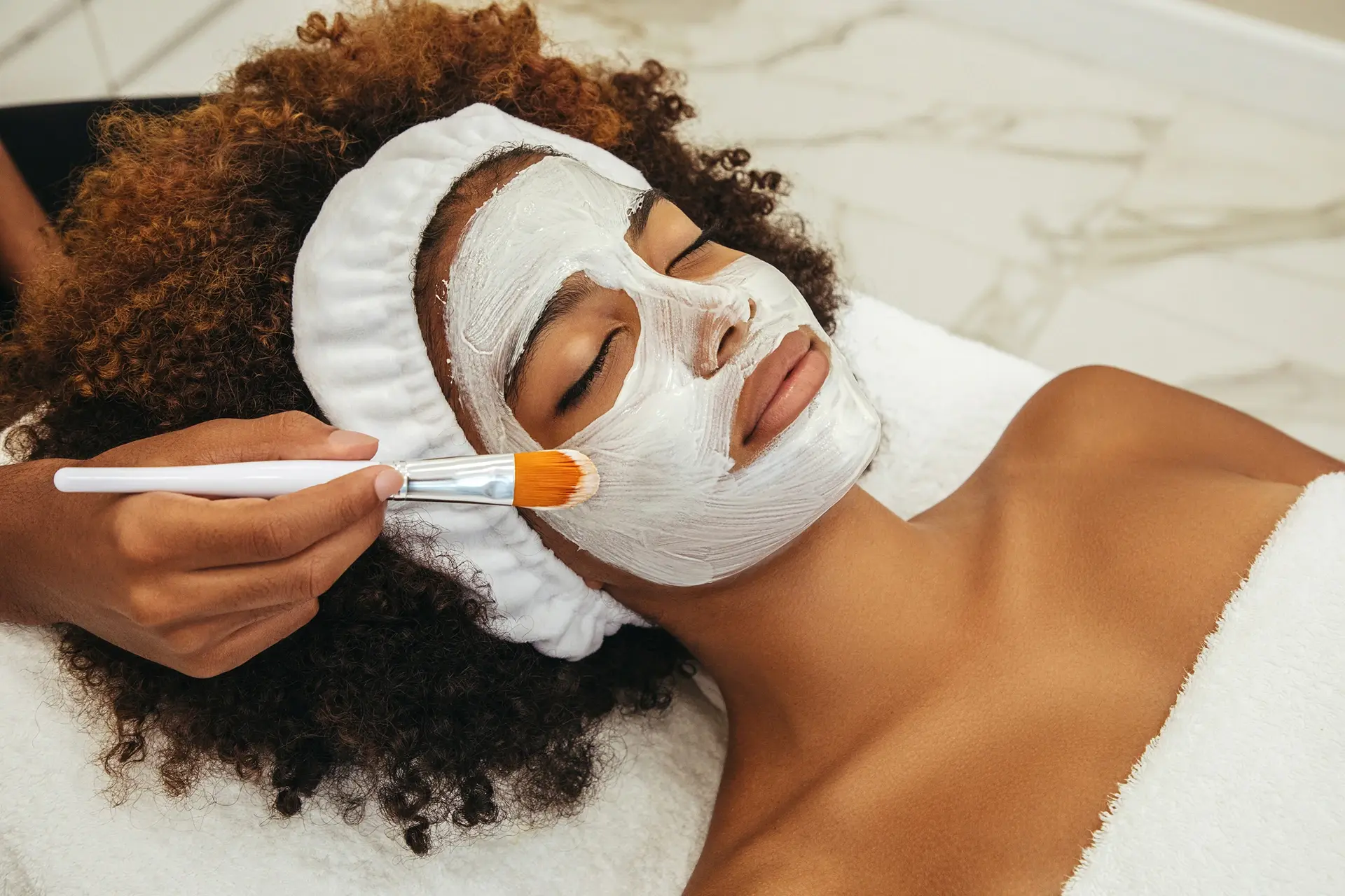 Chemical Peels for Darker Complexions: A Guide