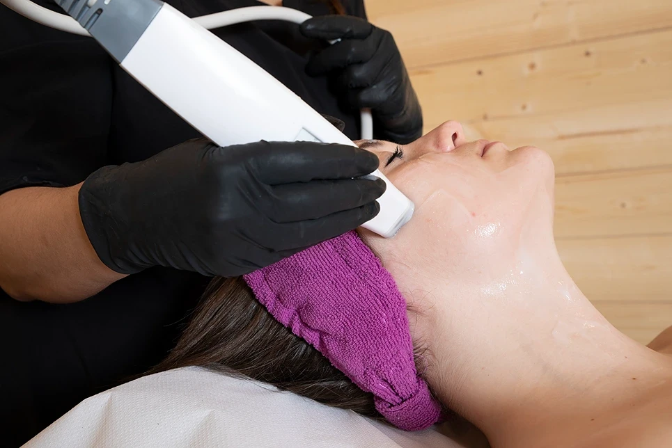 Dermaplaning Steps