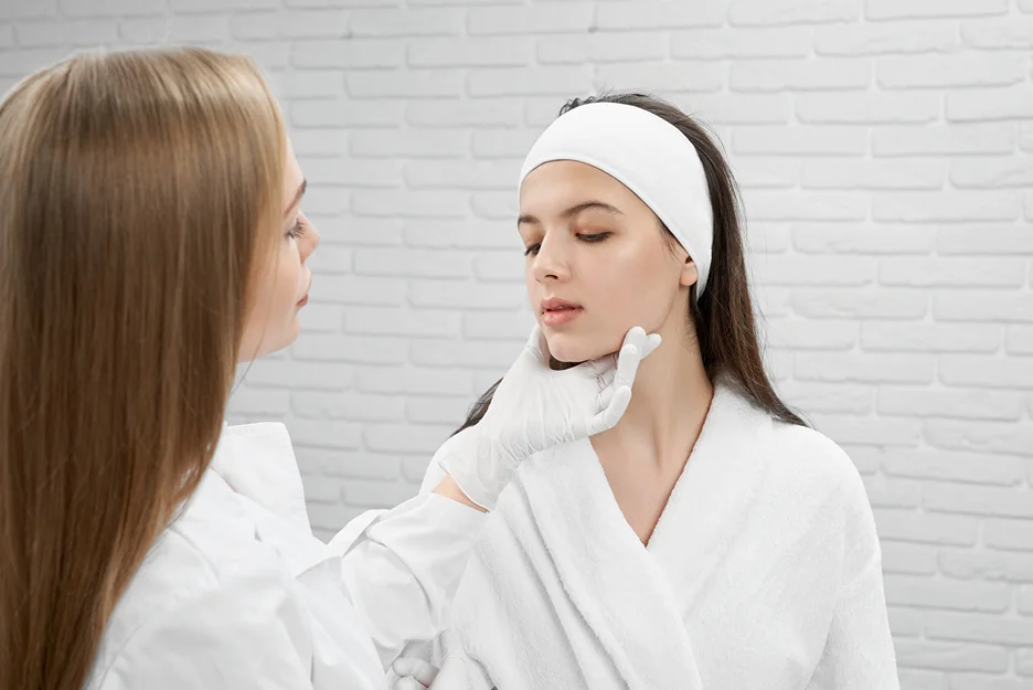 Experience Expert Dermaplaning at CosMedic LaserMD